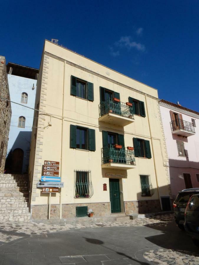 B&B Eleonora D'Arborea, Centro Storico Posada  Eksteriør bilde