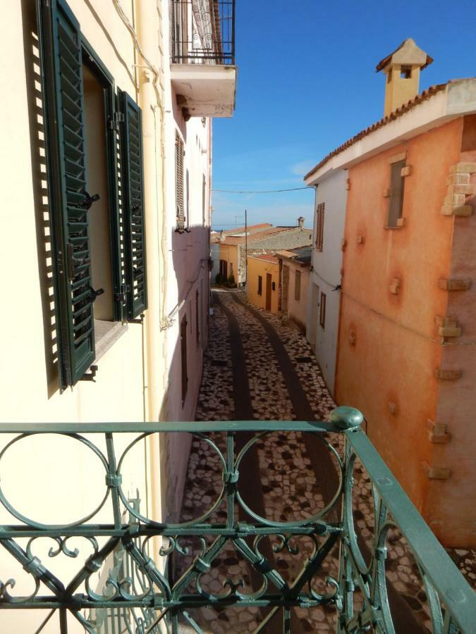 B&B Eleonora D'Arborea, Centro Storico Posada  Eksteriør bilde